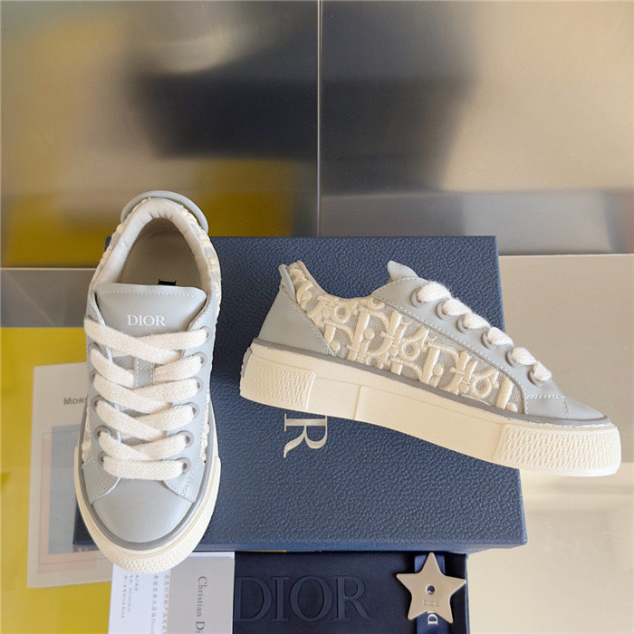 D1OR B33 Sneakers
