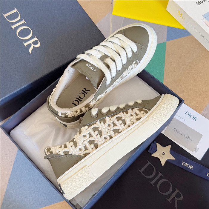 D1OR B33 Sneakers