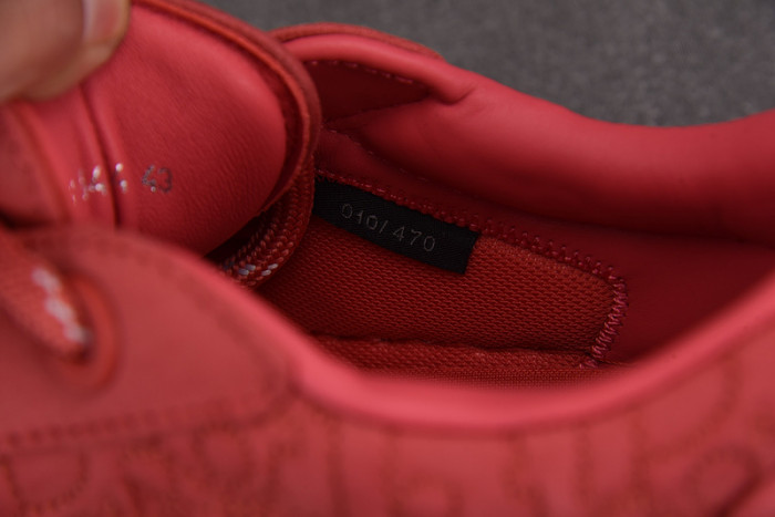 D1OR B33 Sneakers