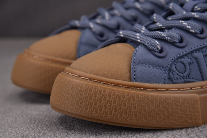 D1OR B33 Sneakers