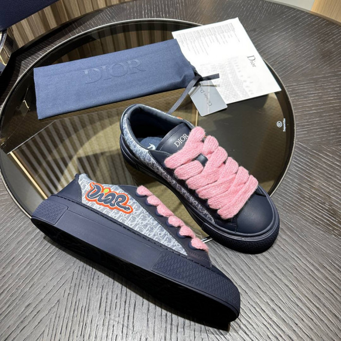 D1OR B33 Sneakers