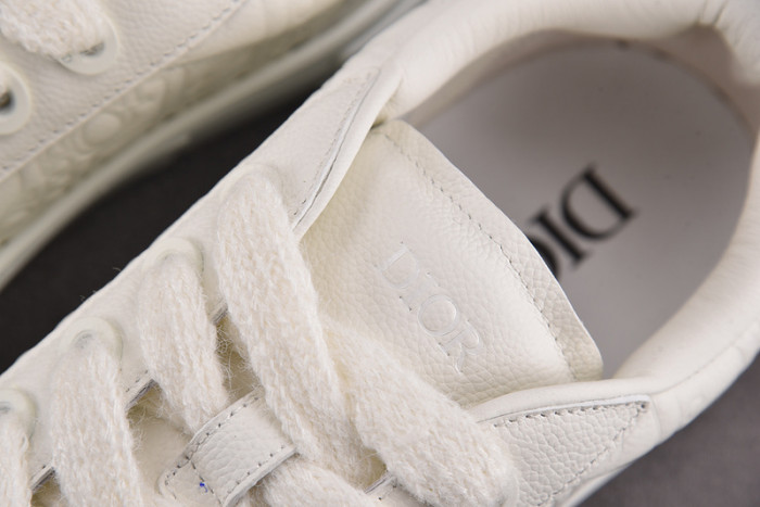 D1OR B33 Sneakers