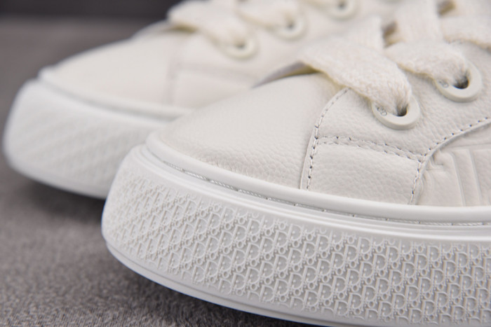 D1OR B33 Sneakers
