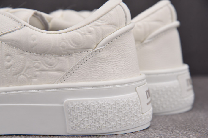 D1OR B33 Sneakers