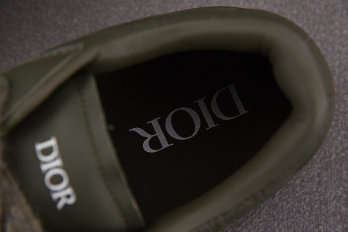 D1OR B33 Sneakers