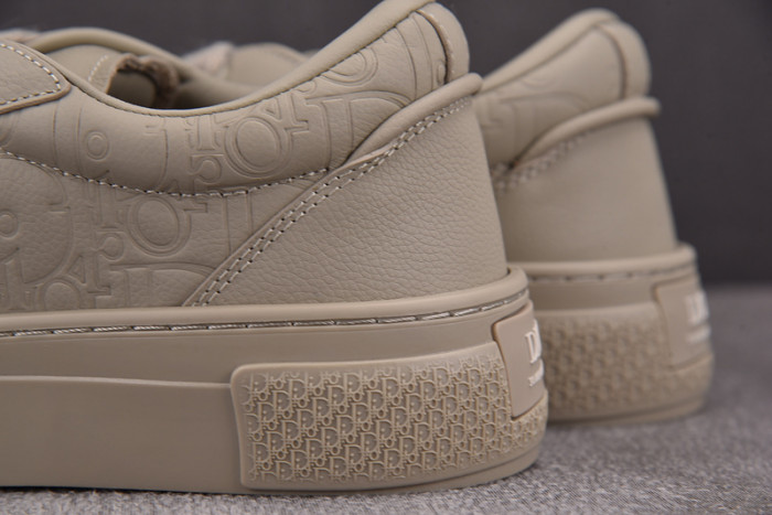 D1OR B33 Sneakers