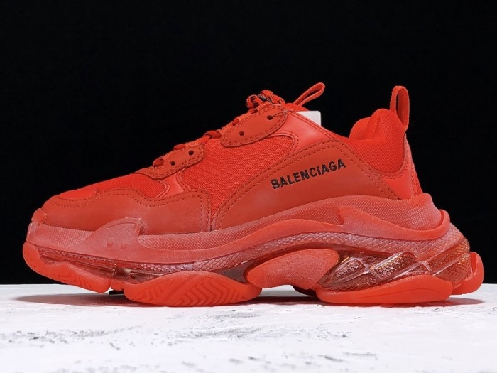 Balen TRIPLE TRAINER ‘RED ‘ 544351 W09O1 6500