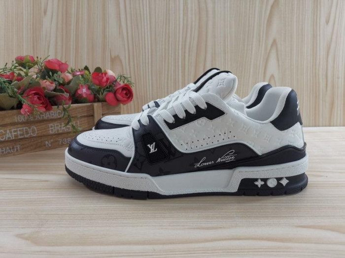 L1VV TRAINER