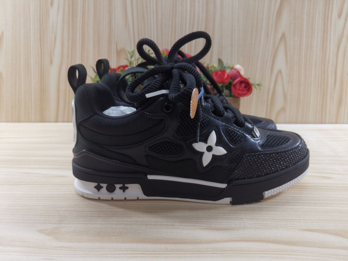 L1VV TRAINER