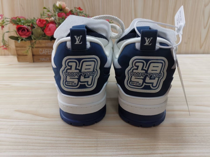 L1VV TRAINER