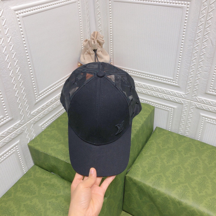 L1VV Hat