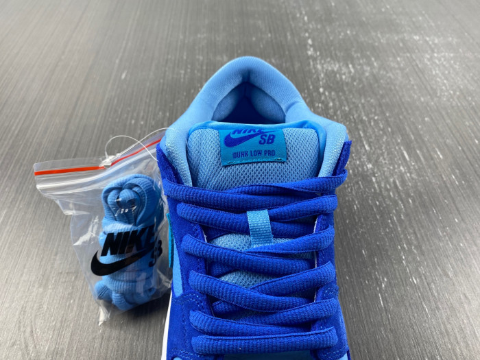 Nike SB Dunk Low Racer Blue DM0807-400