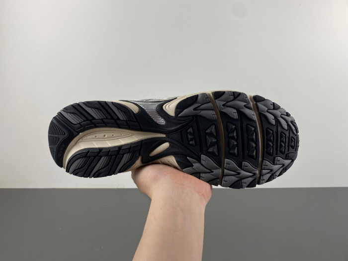 ASICS SHOES