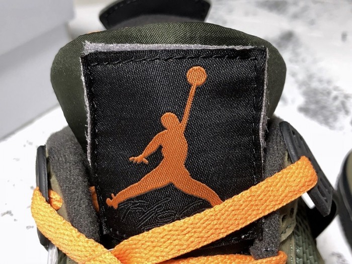 Air jordan 4 X Undefeated Travis Scott JBM351