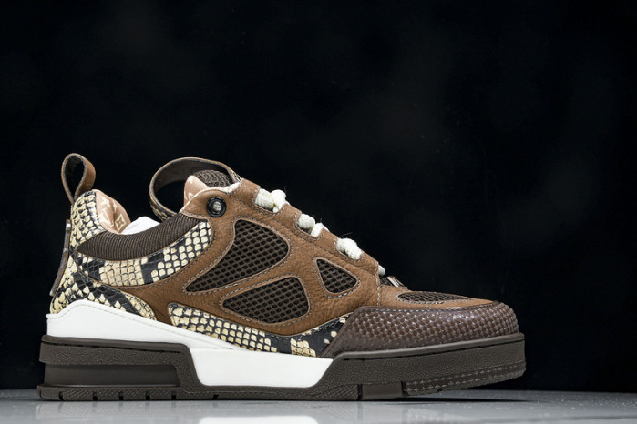 L1VV TRAINER