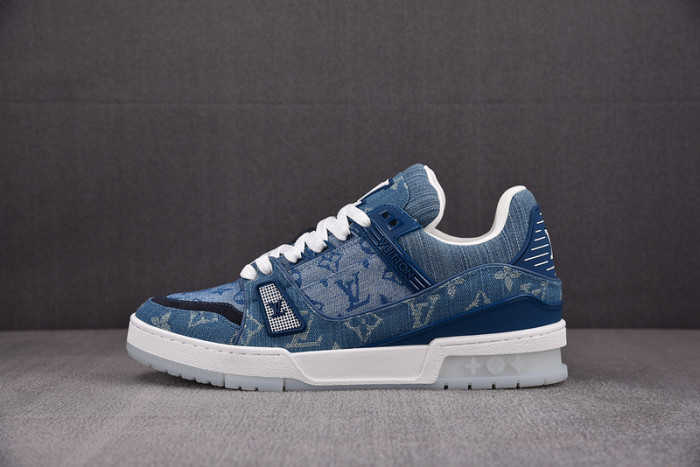 L1VV TRAINER