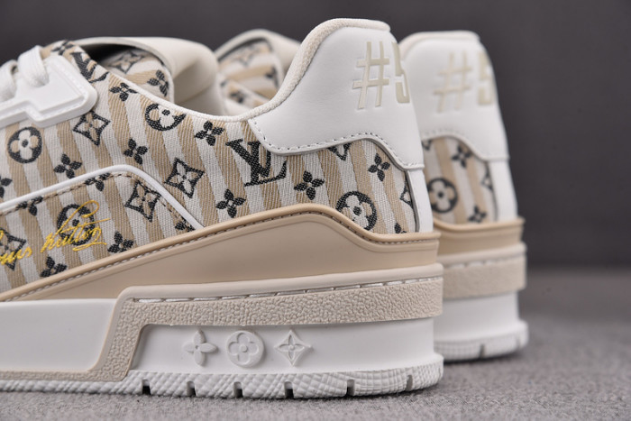 L1VV TRAINER