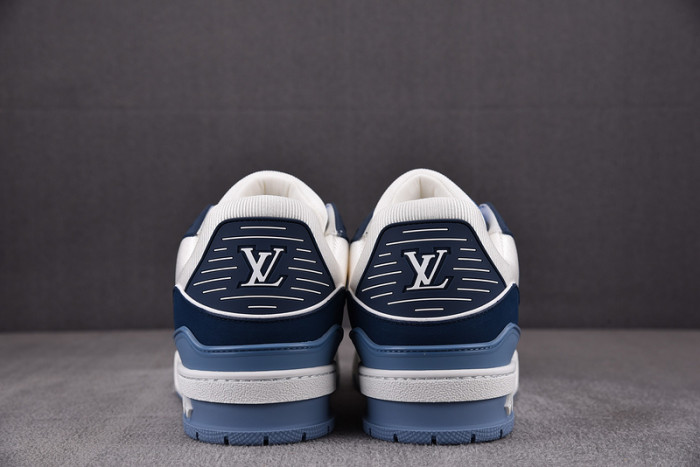 L1VV TRAINER