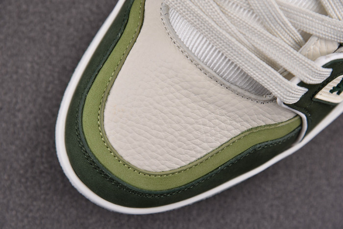 L1VV TRAINER