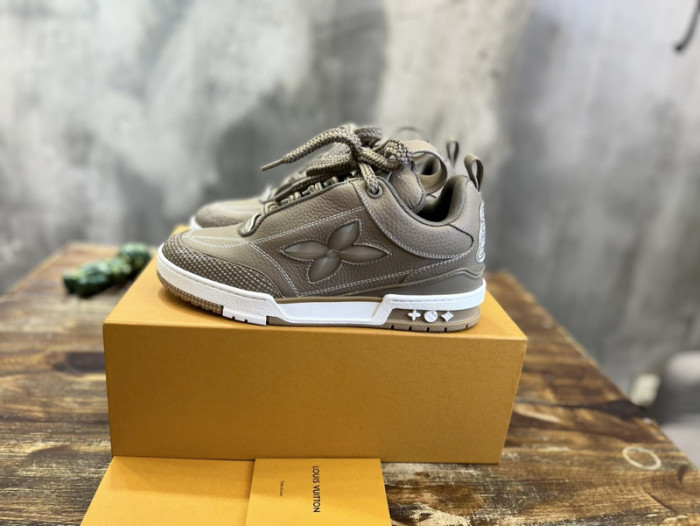 L1VV TRAINER