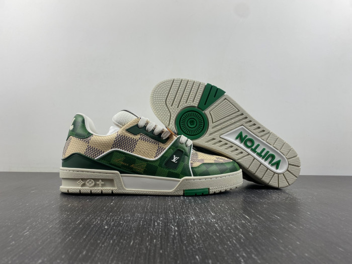 L1VV TRAINER
