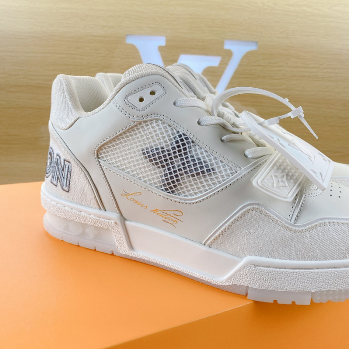 L1VV TRAINER