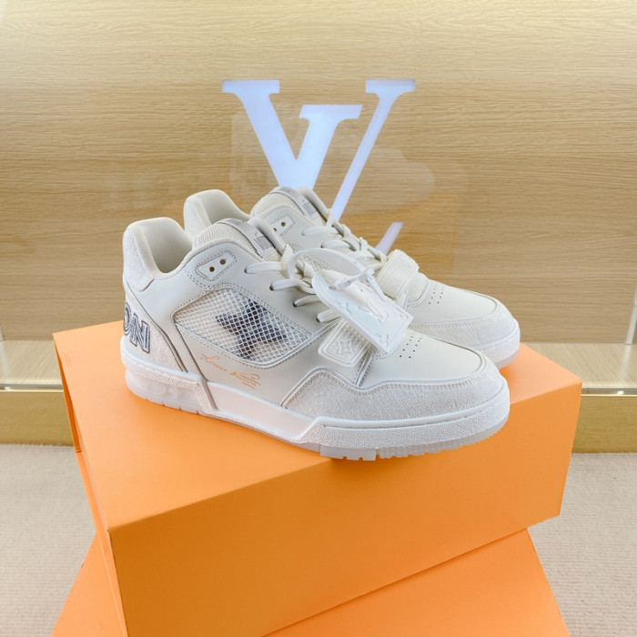 L1VV TRAINER