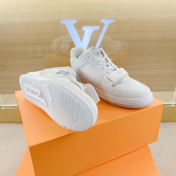 L1VV TRAINER