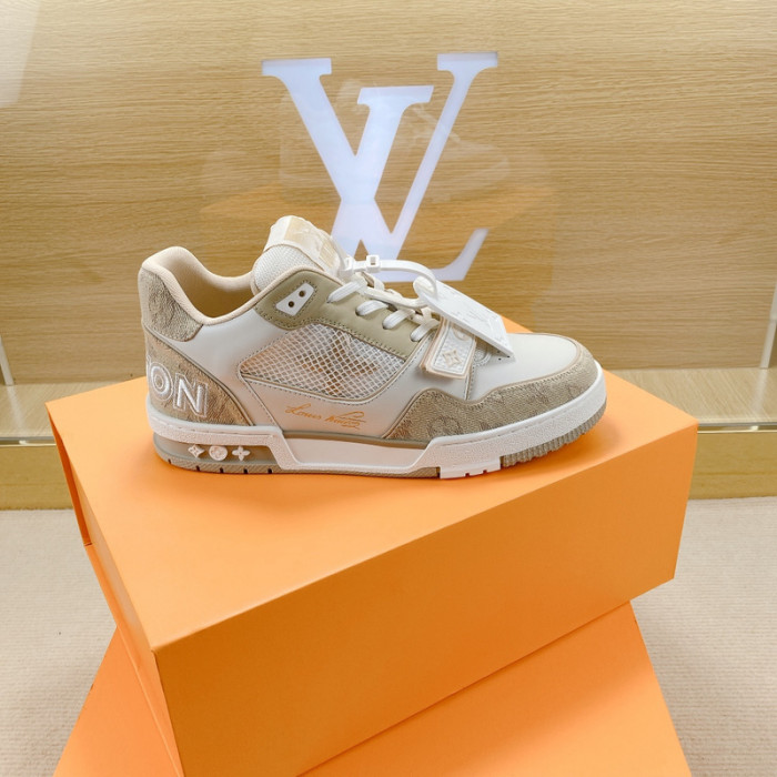 L1VV TRAINER