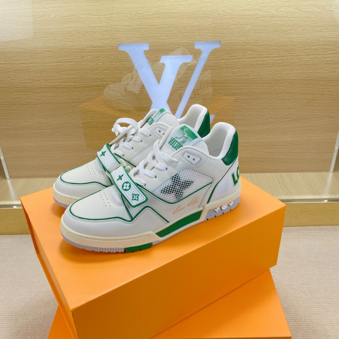 L1VV TRAINER