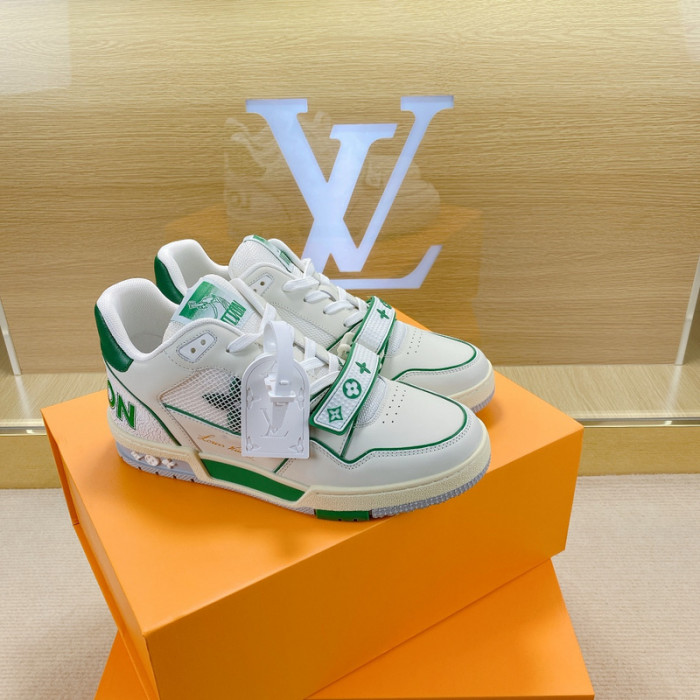 L1VV TRAINER