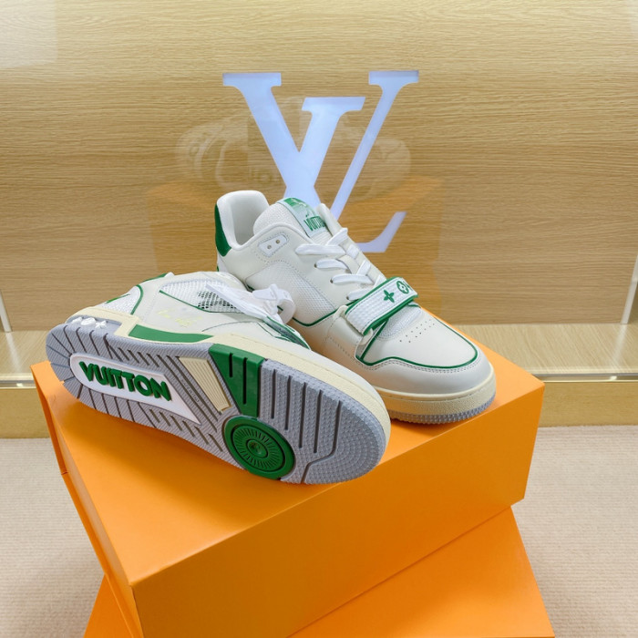 L1VV TRAINER