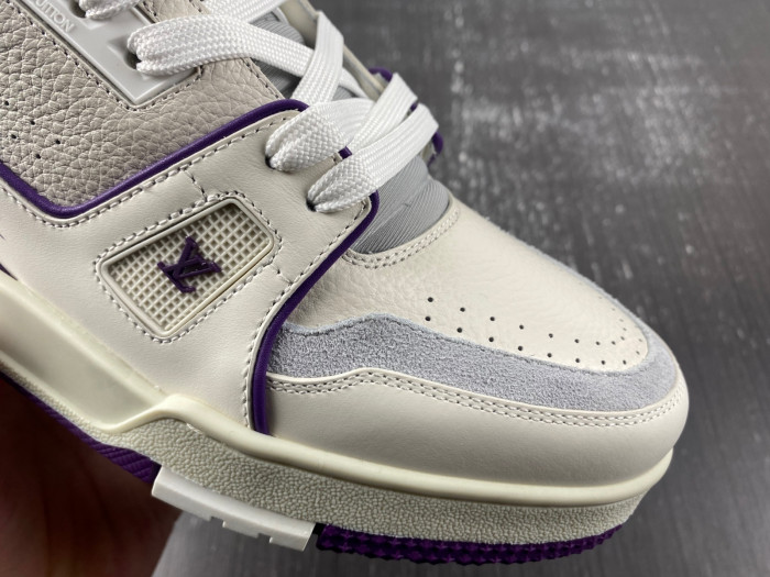 L1VV TRAINER