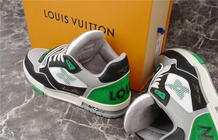 L1VV TRAINER