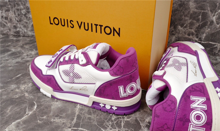 L1VV TRAINER