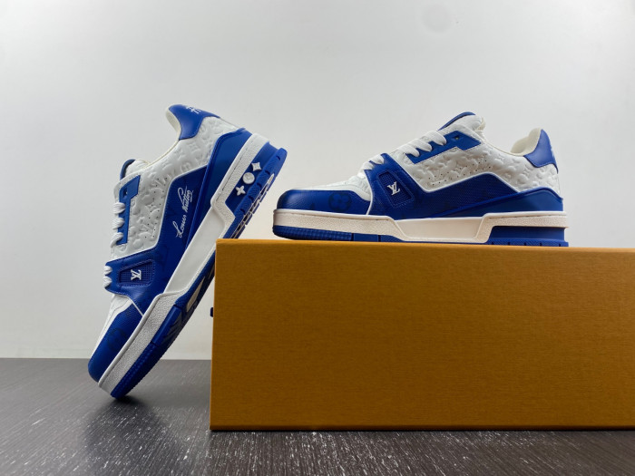 L1VV TRAINER