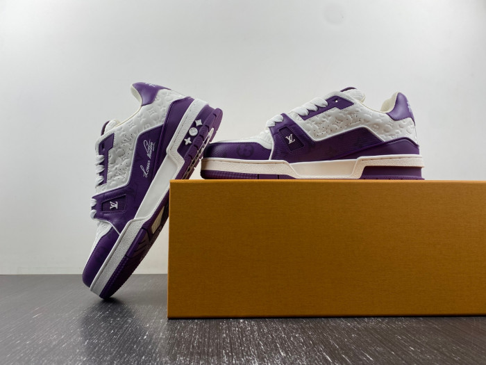 L1VV TRAINER