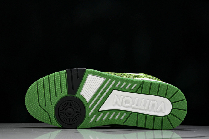 L1VV TRAINER
