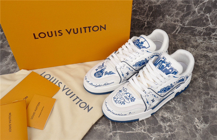 L1VV TRAINER