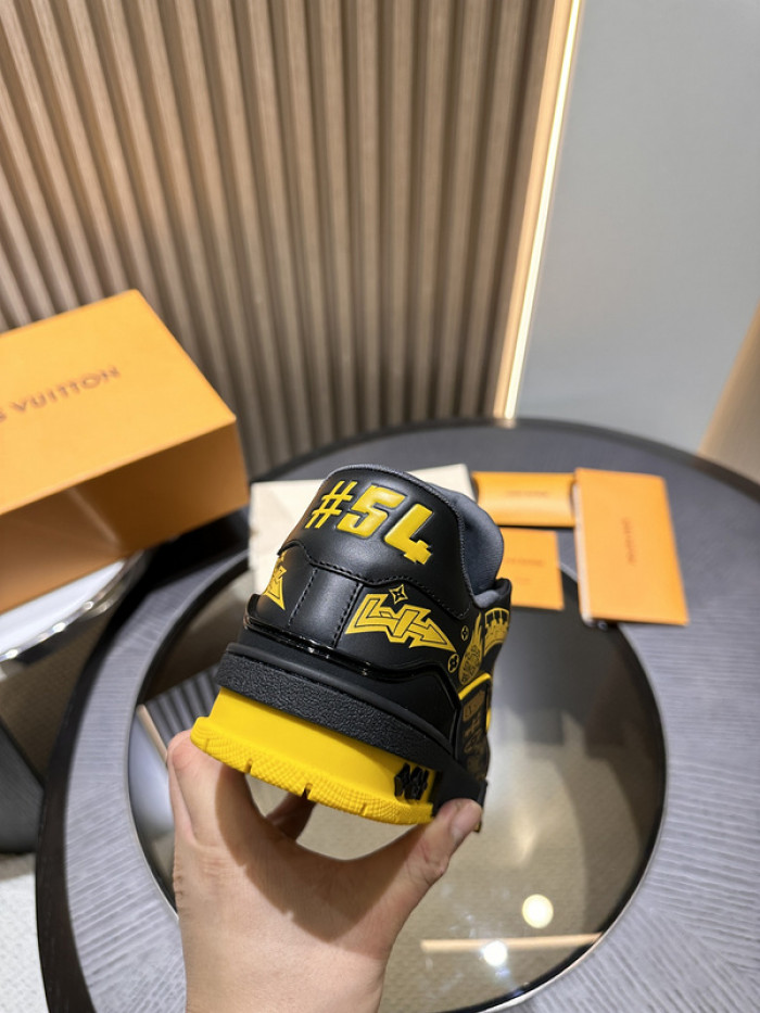 L1VV TRAINER