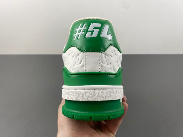 L1VV TRAINER