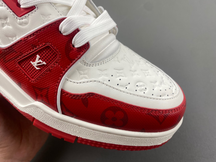 L1VV TRAINER