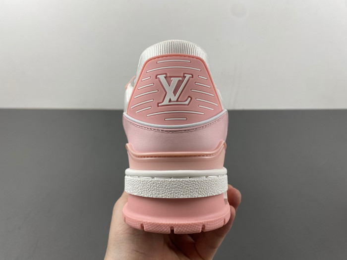 L1VV TRAINER