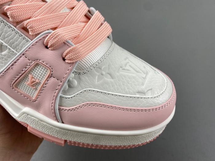 L1VV TRAINER