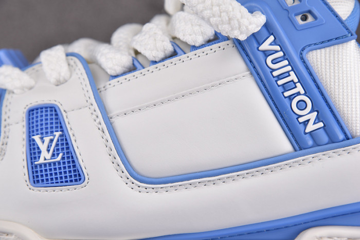 L1VV TRAINER