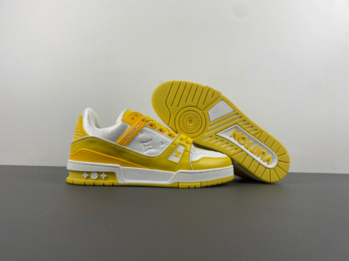 L1VV TRAINER
