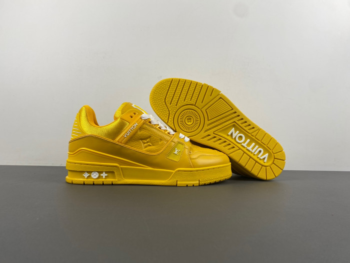 L1VV TRAINER