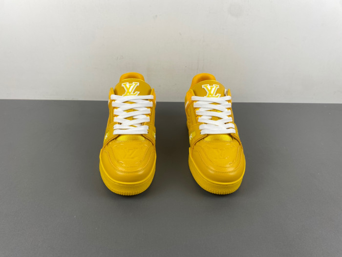 L1VV TRAINER