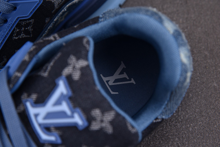 L1VV TRAINER
