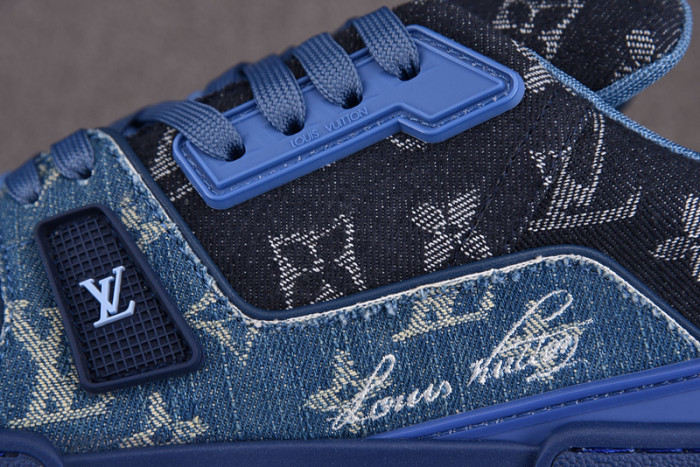 L1VV TRAINER
